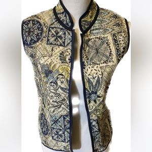 Quilted patterned reversible vest (in the style of Vera Bradley) Small